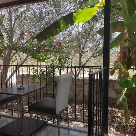 Ξενοδοχείο με διαμερίσματα Cileks 4*