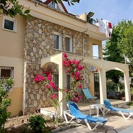 Hotel apartamentowy Cileks *