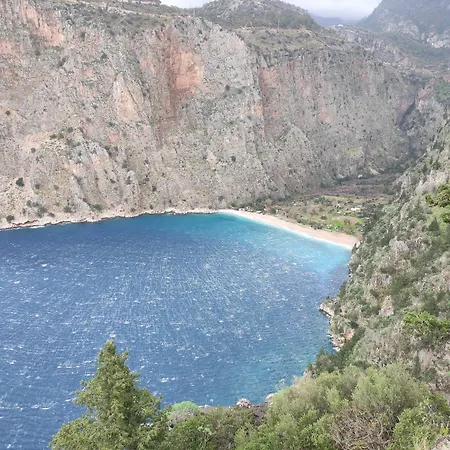 Ξενοδοχείο με διαμερίσματα Cileks 4*