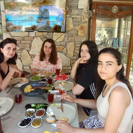 Cileks מלון דירות 4*