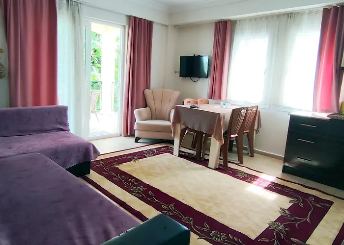 Cileks Aparthotel 4*